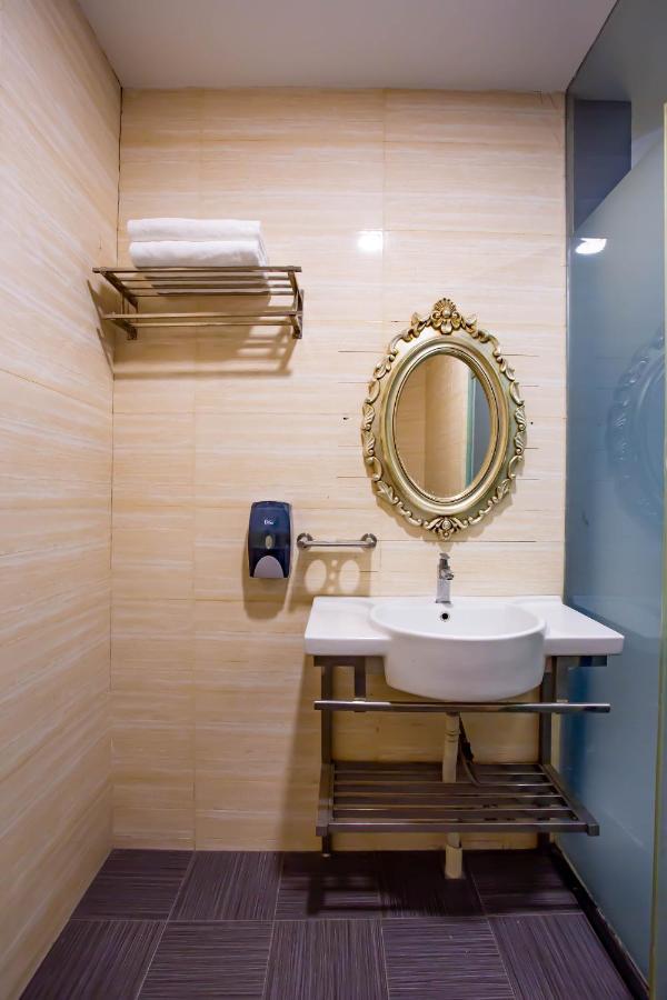 Beez Hotel Kuala Lumpur Exterior foto